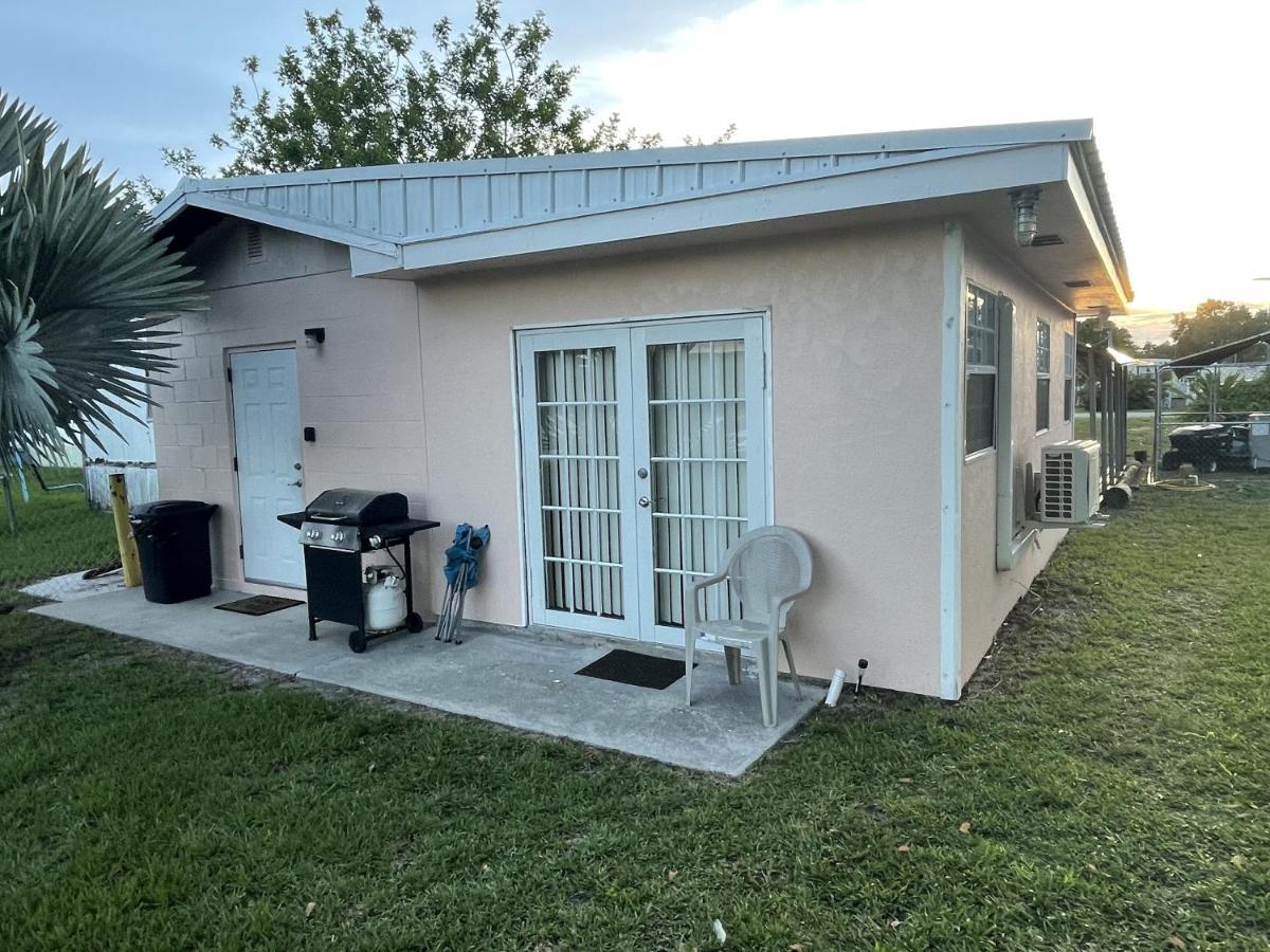 Rim Canal Cottage 'Yellow House' With Canal Views & Boat Dock Cottage Okeechobee Ngoại thất bức ảnh